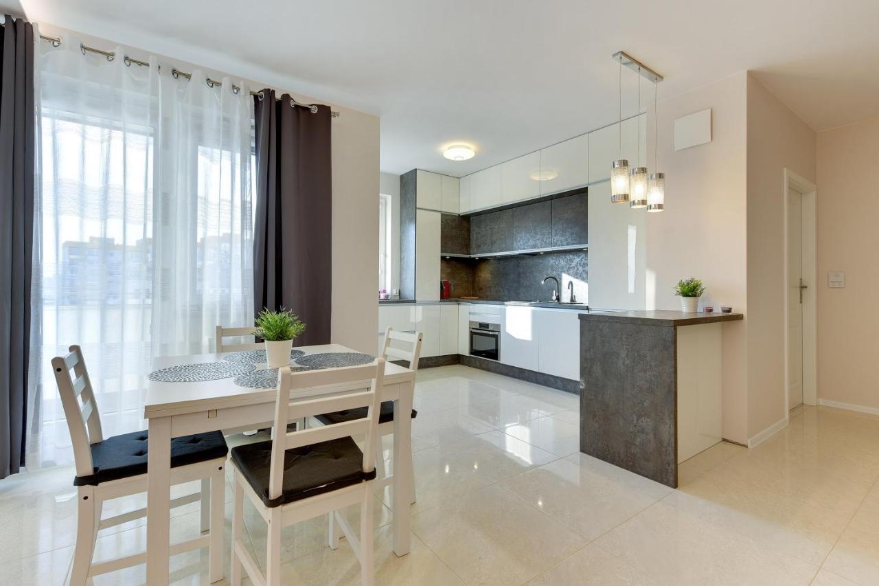 Apartamento Aviator White Gdansk Exterior foto