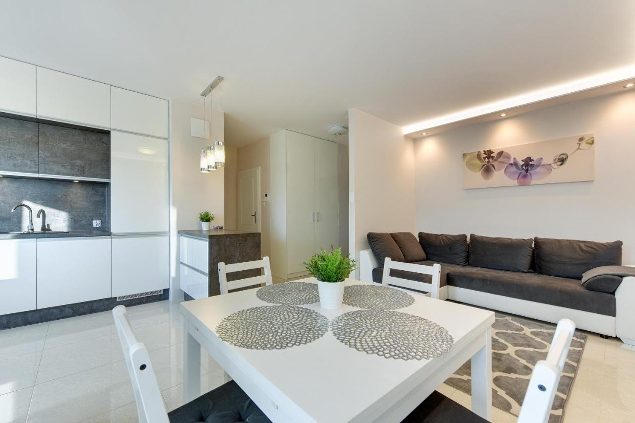 Apartamento Aviator White Gdansk Exterior foto